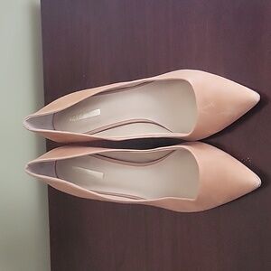 Neutral high heels